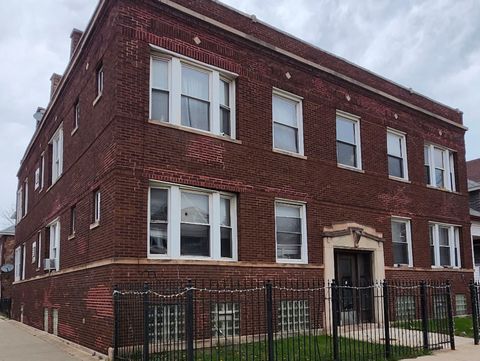 3915 S Sacramento Avenue Chicago IL 60632