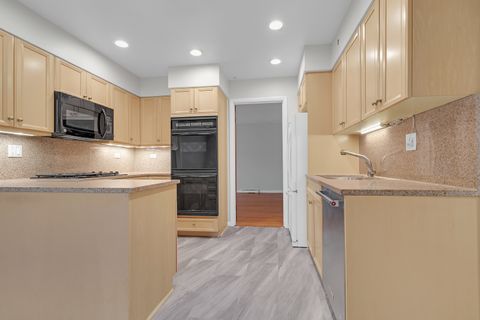 Tiny photo for 4646 W Fitch Avenue, Lincolnwood, IL 60712 (MLS # 12503822)