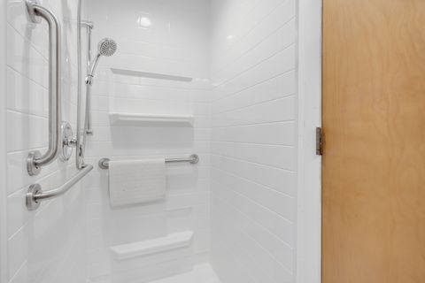 Tiny photo for 4646 W Fitch Avenue, Lincolnwood, IL 60712 (MLS # 12503822)