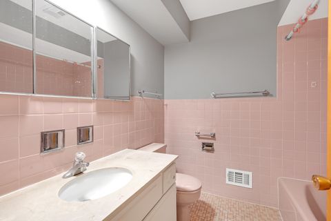 Tiny photo for 4646 W Fitch Avenue, Lincolnwood, IL 60712 (MLS # 12503822)