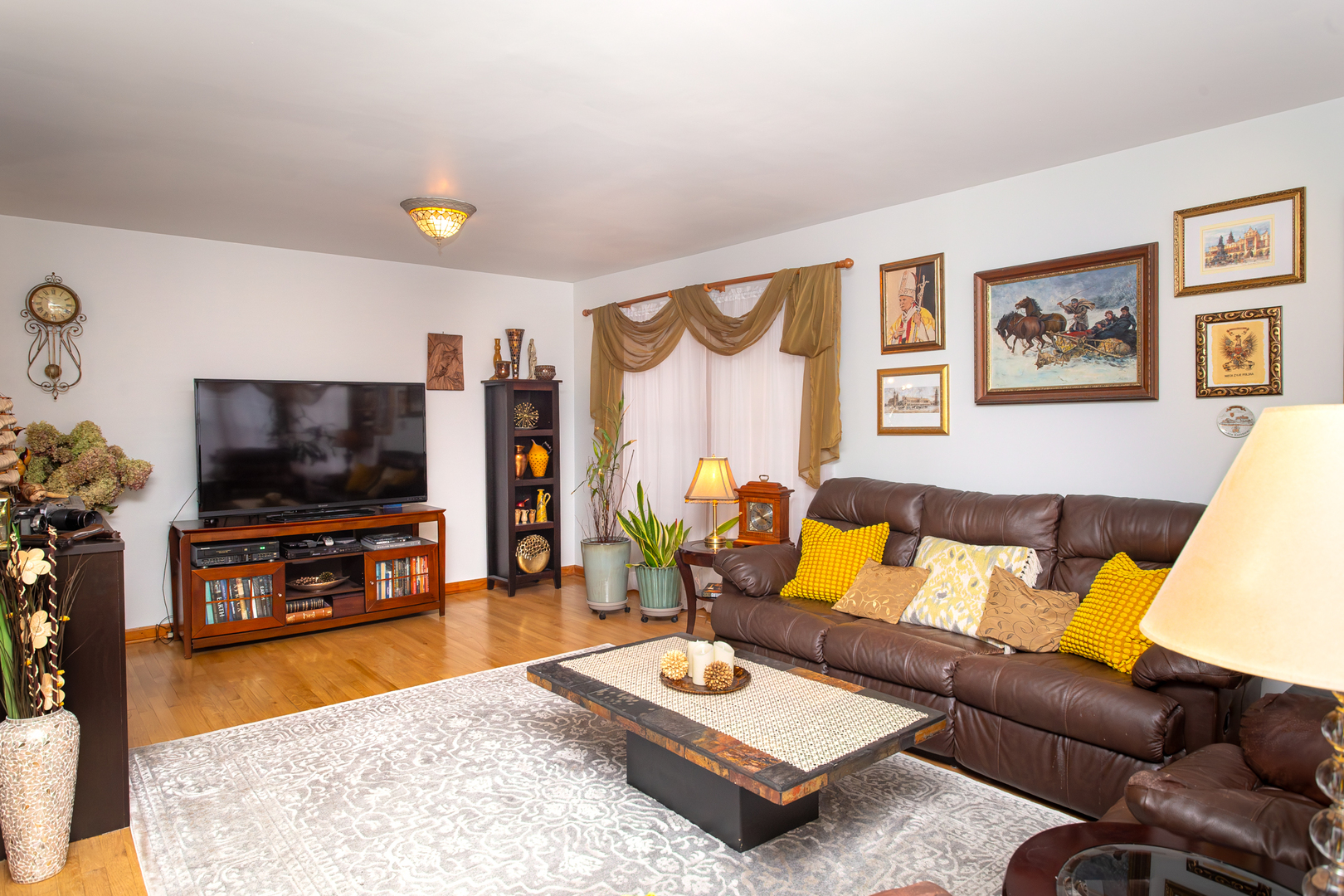 , Chicago, IL, 60638 1 1047466562