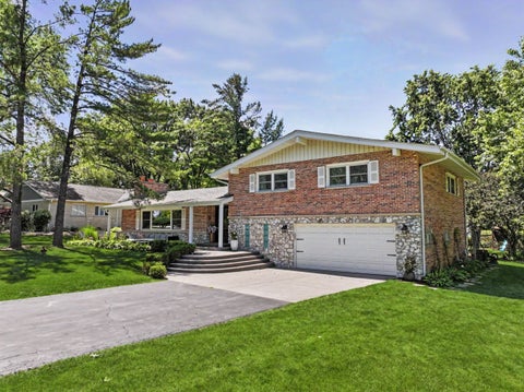Tiny photo for 328 Windsor Lane, Inverness, IL 60010 (MLS # 12677030)