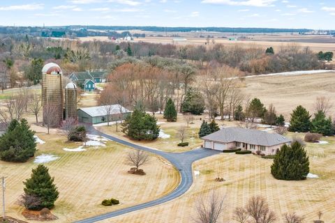 Photo of 14N850 Engel Road, Hampshire, IL 60140 (MLS # 12567465)