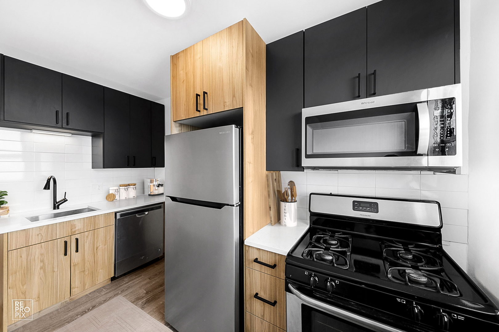 6230 N Kenmore Avenue 508