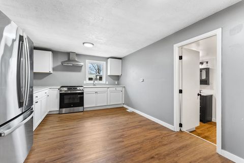 Tiny photo for 502 7th Avenue, Camanche, IA 52730 (MLS # 12613270)