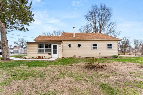 Tiny photo for 502 7th Avenue, Camanche, IA 52730 (MLS # 12613270)