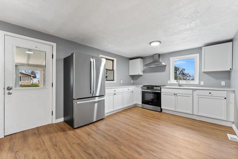 Tiny photo for 502 7th Avenue, Camanche, IA 52730 (MLS # 12613270)