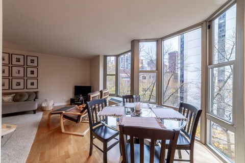 Tiny photo for 1340 N Dearborn Street #5C, Chicago, IL 60610 (MLS # 12517048)