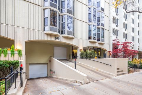 Tiny photo for 1340 N Dearborn Street #5C, Chicago, IL 60610 (MLS # 12517048)
