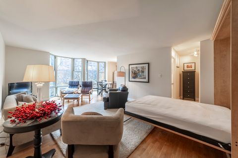 Tiny photo for 1340 N Dearborn Street #5C, Chicago, IL 60610 (MLS # 12517048)