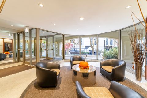 Tiny photo for 1340 N Dearborn Street #5C, Chicago, IL 60610 (MLS # 12517048)