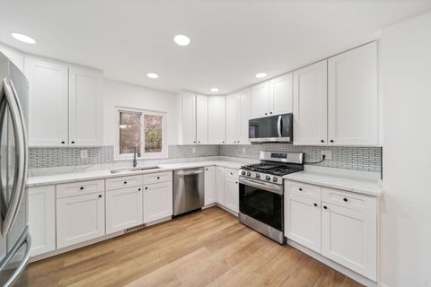 Tiny photo for 28w686 Townline Road, Warrenville, IL 60555 (MLS # 12507126)