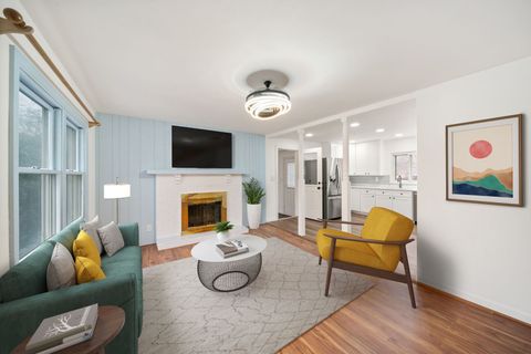 Tiny photo for 28w686 Townline Road, Warrenville, IL 60555 (MLS # 12507126)