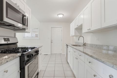 Tiny photo for 8554 W Bruce Drive, Niles, IL 60714 (MLS # 12498359)