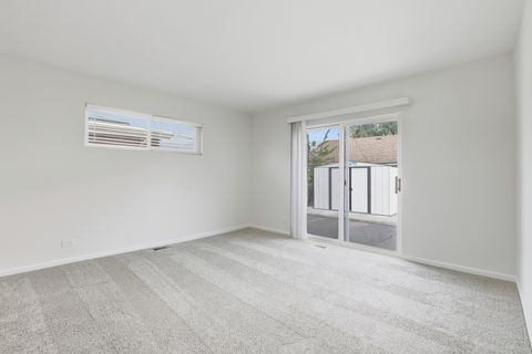 Tiny photo for 8554 W Bruce Drive, Niles, IL 60714 (MLS # 12498359)