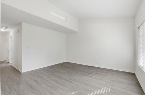 Tiny photo for 8554 W Bruce Drive, Niles, IL 60714 (MLS # 12498359)