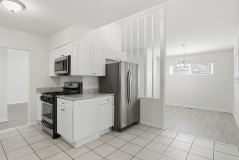 Tiny photo for 8554 W Bruce Drive, Niles, IL 60714 (MLS # 12498359)