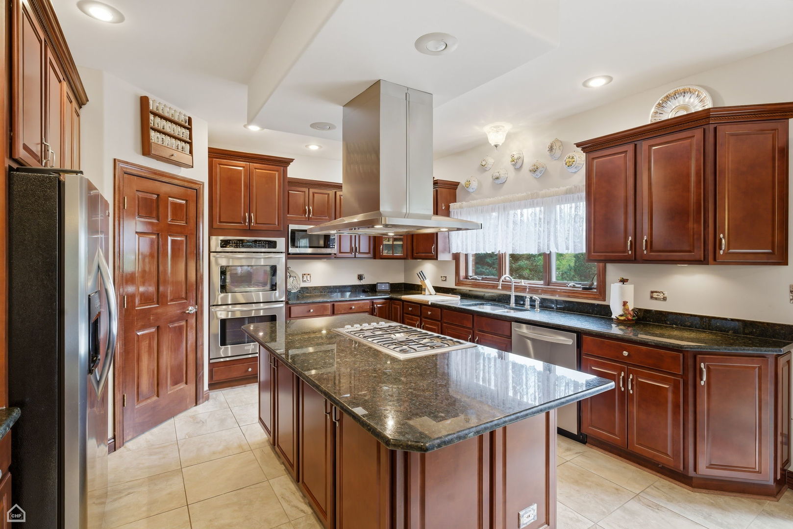 18034 S Crystal Lake Drive