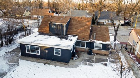 Tiny photo for 409 Winnemac Street, Park Forest, IL 60466 (MLS # 12552506)