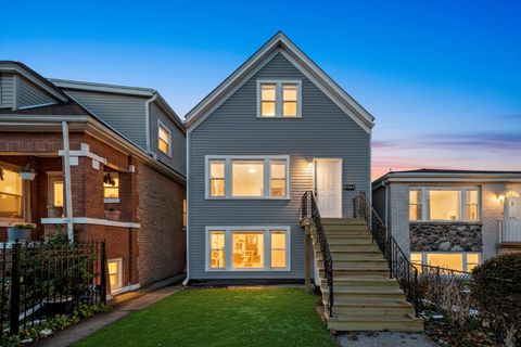 Tiny photo for 2510 N Linder Avenue, Chicago, IL 60639 (MLS # 12518376)