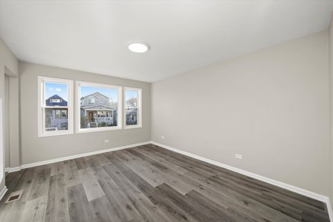 Tiny photo for 2510 N Linder Avenue, Chicago, IL 60639 (MLS # 12518376)