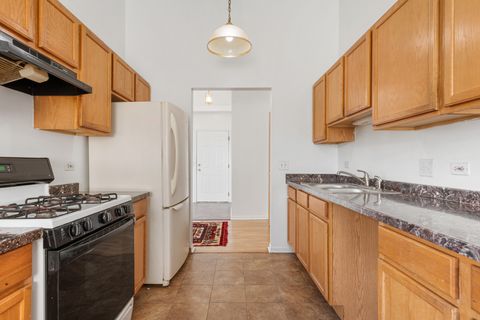 Tiny photo for 881 N Swift Road #206, Addison, IL 60101 (MLS # 12497704)