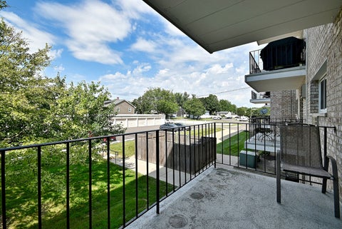 Tiny photo for 1000 S Lorraine Road #212, Wheaton, IL 60189 (MLS # 12769575)