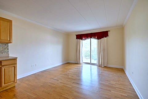 Tiny photo for 1000 S Lorraine Road #212, Wheaton, IL 60189 (MLS # 12769575)