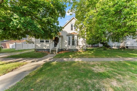Tiny photo for 211 N Lott Boulevard, Gibson City, IL 60936 (MLS # 12467910)