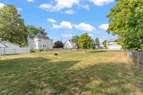 Tiny photo for 211 N Lott Boulevard, Gibson City, IL 60936 (MLS # 12467910)