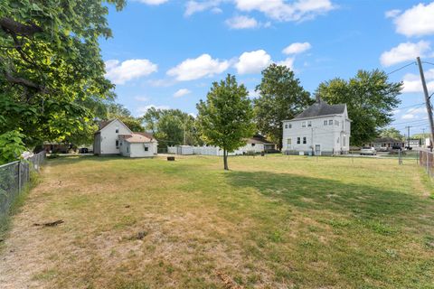 Tiny photo for 211 N Lott Boulevard, Gibson City, IL 60936 (MLS # 12467910)