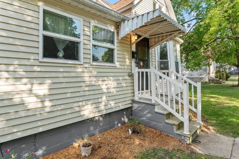 Tiny photo for 211 N Lott Boulevard, Gibson City, IL 60936 (MLS # 12467910)