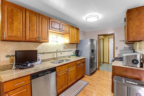 Tiny photo for 17106 Ingleside Avenue, South Holland, IL 60473 (MLS # 12681943)
