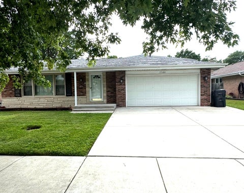 Photo of 17106 Ingleside Avenue, South Holland, IL 60473 (MLS # 12681943)