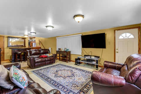 Tiny photo for 17106 Ingleside Avenue, South Holland, IL 60473 (MLS # 12681943)