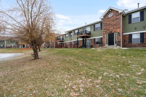 Tiny photo for 1535 RAYMOND Drive #202, Naperville, IL 60563 (MLS # 12535000)