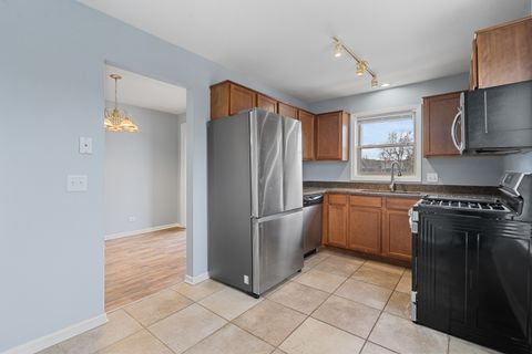 Tiny photo for 1535 RAYMOND Drive #202, Naperville, IL 60563 (MLS # 12535000)