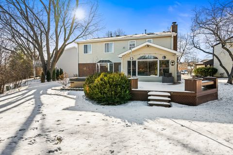 Tiny photo for 5187 Chambers Drive, Hoffman Estates, IL 60010 (MLS # 12538790)