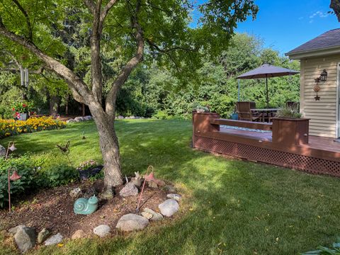 Tiny photo for 5187 Chambers Drive, Hoffman Estates, IL 60010 (MLS # 12538790)