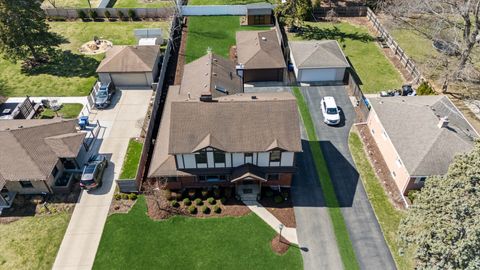 Tiny photo for 454 S YALE Avenue, Villa Park, IL 60181 (MLS # 12600977)