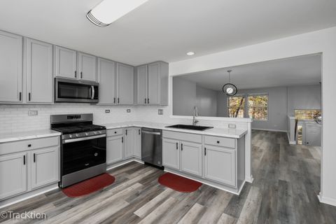 Tiny photo for 416 Conservatory Lane, Aurora, IL 60502 (MLS # 12505852)