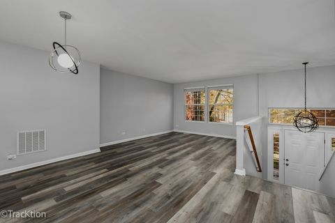 Tiny photo for 416 Conservatory Lane, Aurora, IL 60502 (MLS # 12505852)