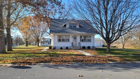 Photo of 143 S State Street, Franklin Grove, IL 61031 (MLS # 12515526)