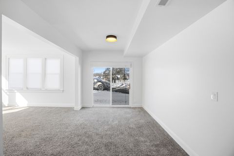 Tiny photo for 2908 Oakwood Avenue, McHenry, IL 60051 (MLS # 12615577)