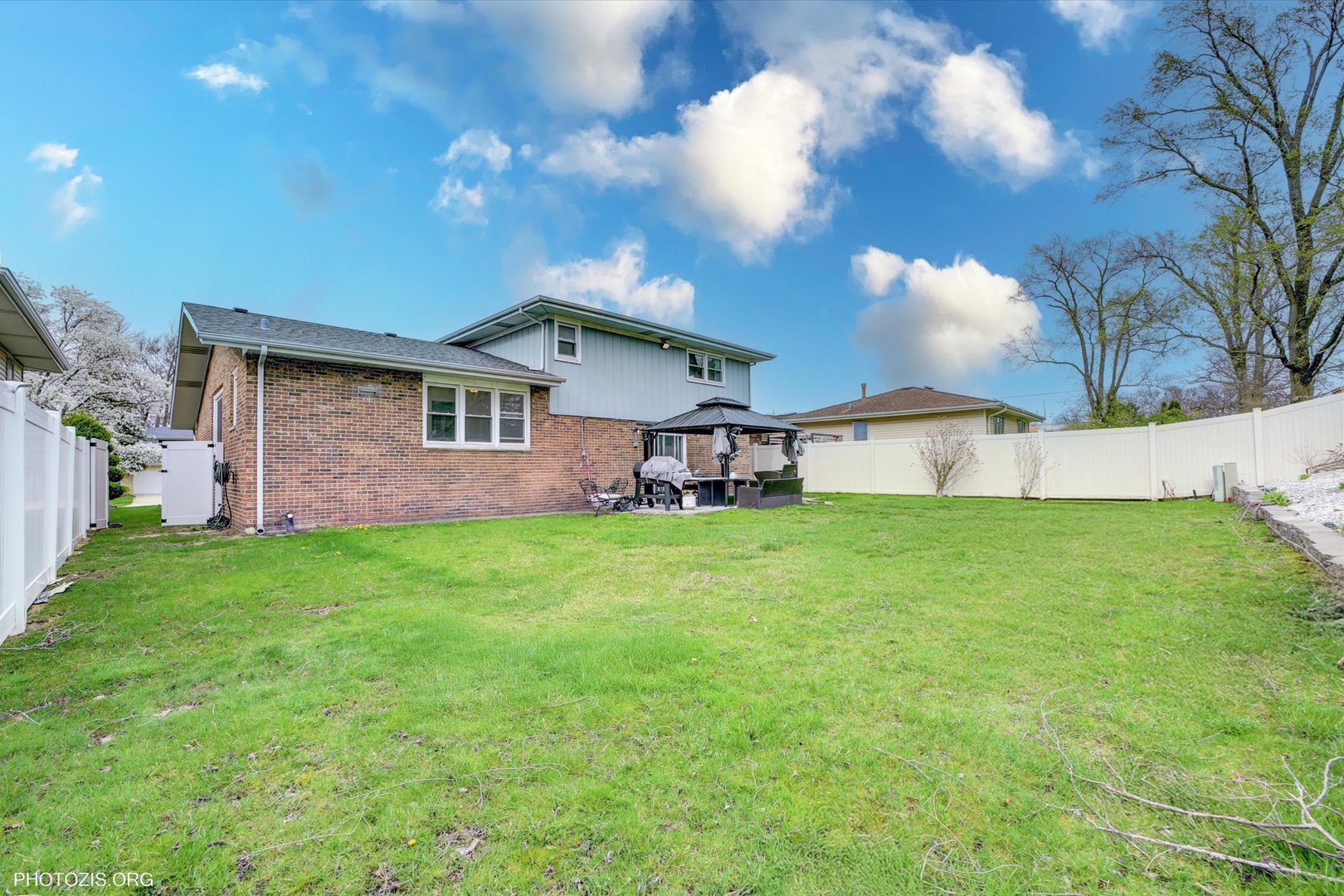 8025 Valley Drive