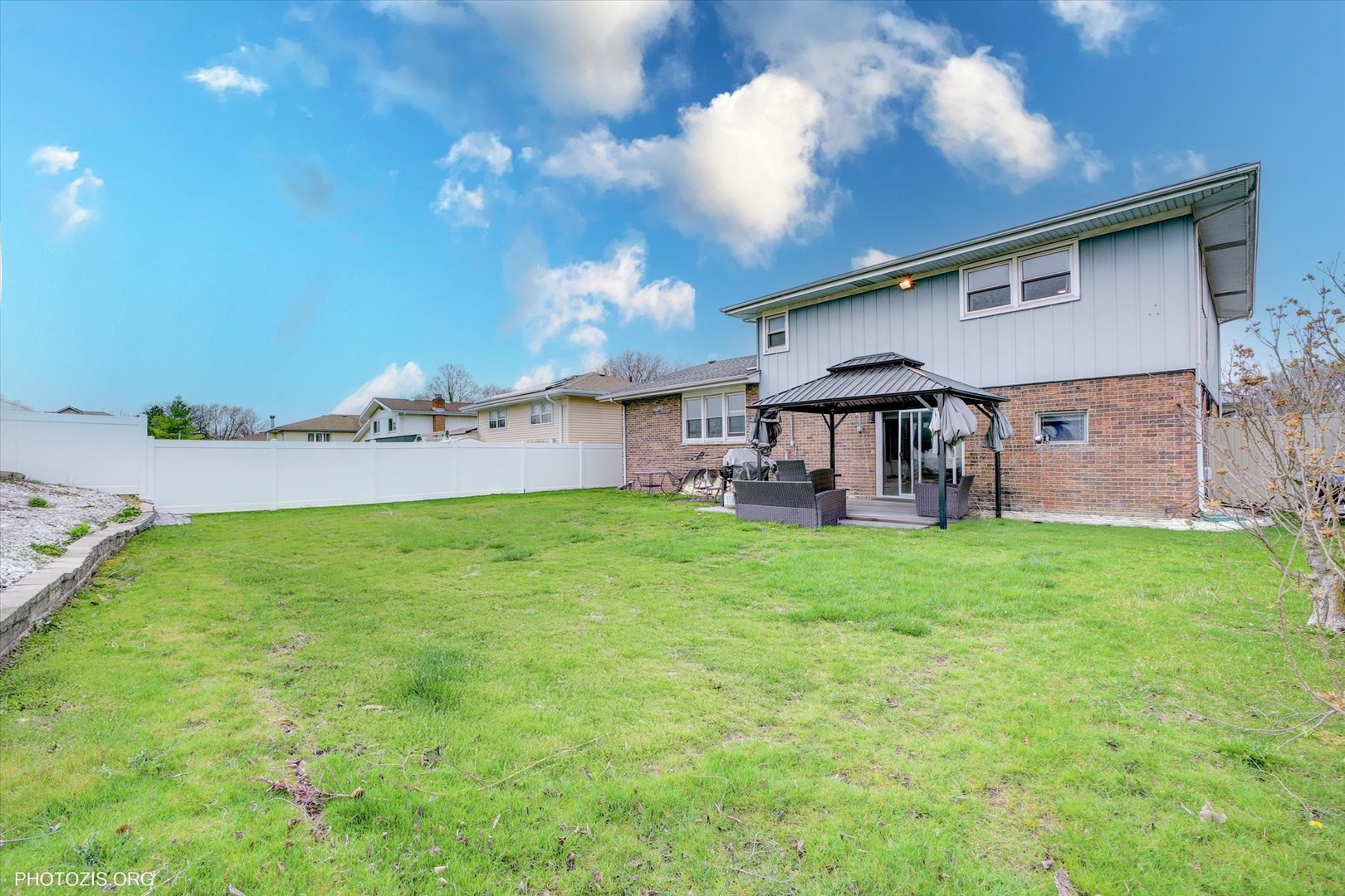 8025 Valley Drive