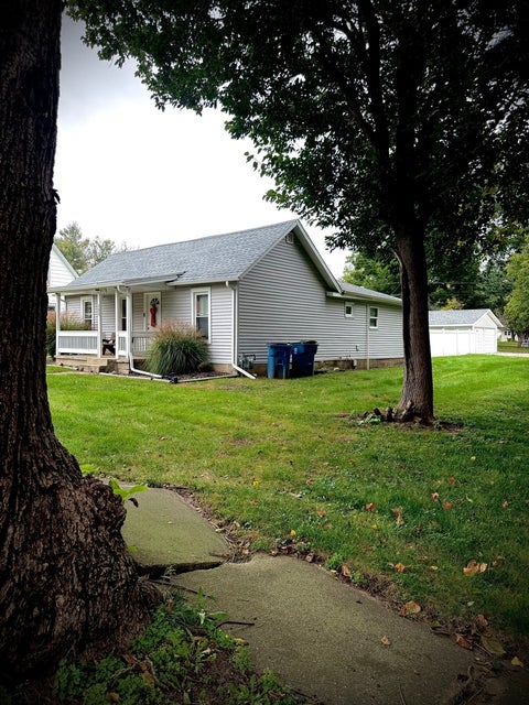 Tiny photo for 103 High Street, Colfax, IL 61728 (MLS # 12789836)