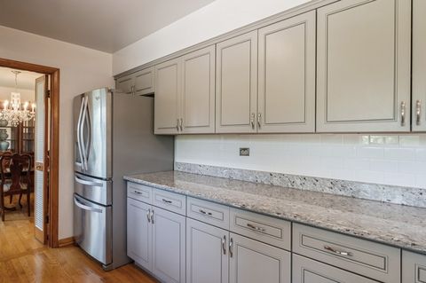 Tiny photo for 7245 N Kostner Avenue, Lincolnwood, IL 60712 (MLS # 12489407)