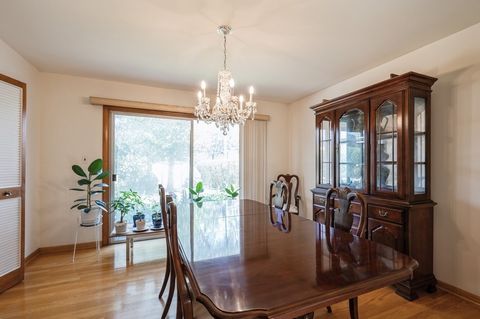 Tiny photo for 7245 N Kostner Avenue, Lincolnwood, IL 60712 (MLS # 12489407)