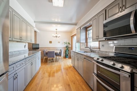 Tiny photo for 7245 N Kostner Avenue, Lincolnwood, IL 60712 (MLS # 12489407)